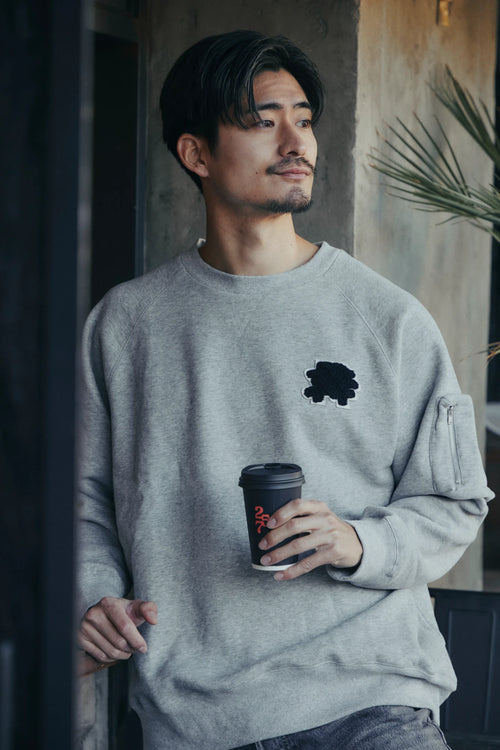 HEAVY WEIGHT FILL-IN LOGO APP,CREW NECK