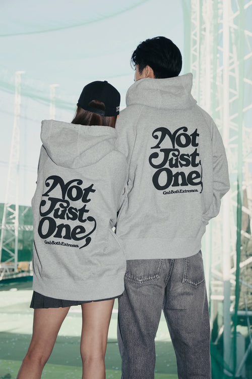 HEAVY WEIGHT NJO TYPOGRAPHY HOODIE