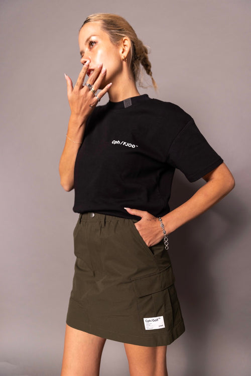 [WOMEN] Cph/Golf×RUFFLOG SS MOCK NECK TEE