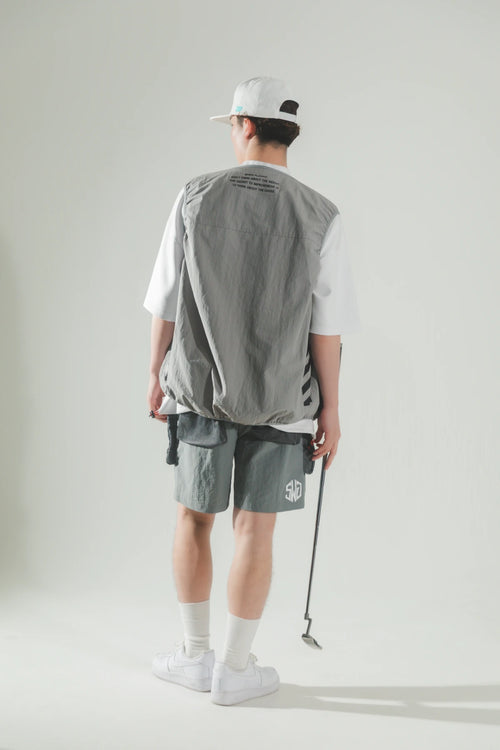 MULTIFUNCTIONAL SHORTS