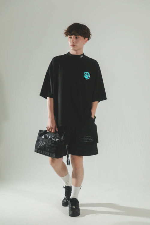 MULTIFUNCTIONAL SHORTS