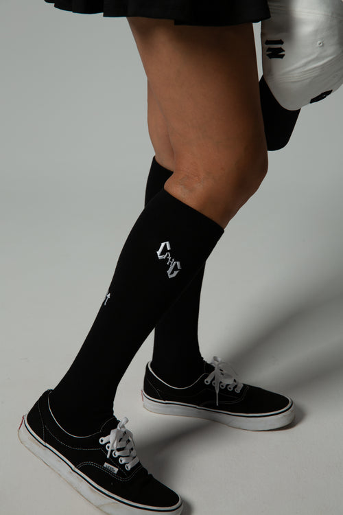 ［WOMEN］#09×2 IN OUT 2PC LONG SOCKS Black&White