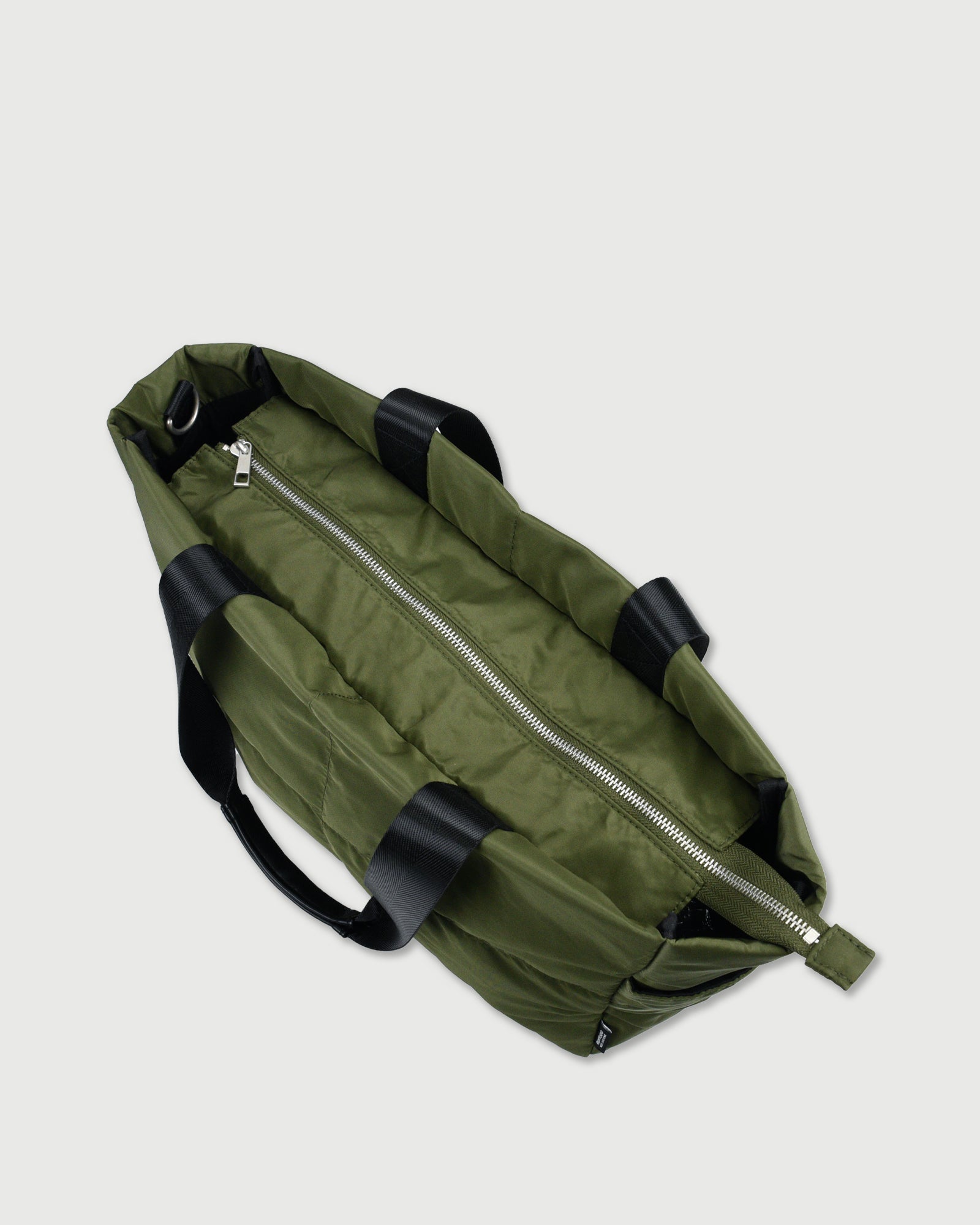 RUFFLOG QUILTING SHOULDER TOTE BAG