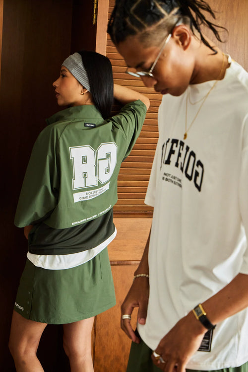 RUFFLOG ナイロンプルオーバー RAGLAN HALF ZIP S/S SHIRTS 26SS-5 – RUFFLOG